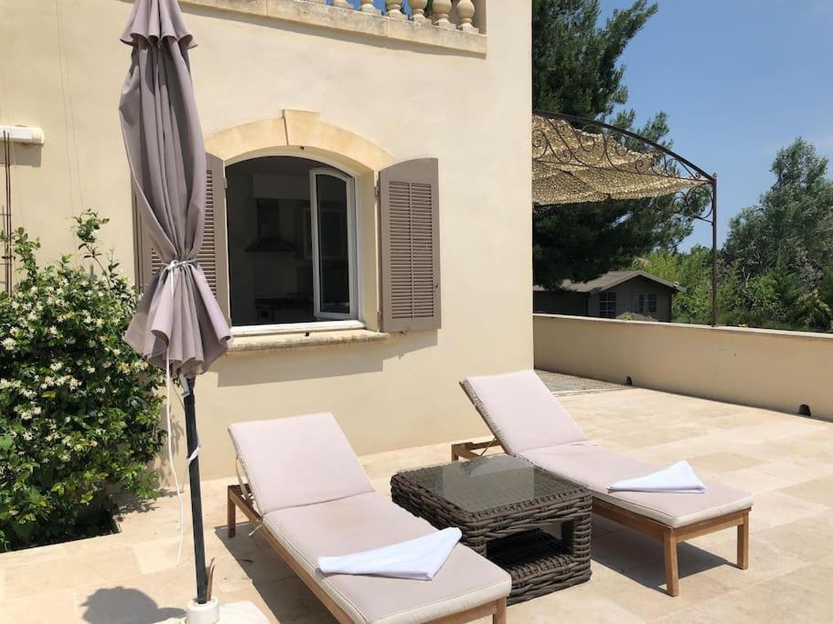 Appartement Dans Bastide A Saint Remy De Provence Ngoại thất bức ảnh
