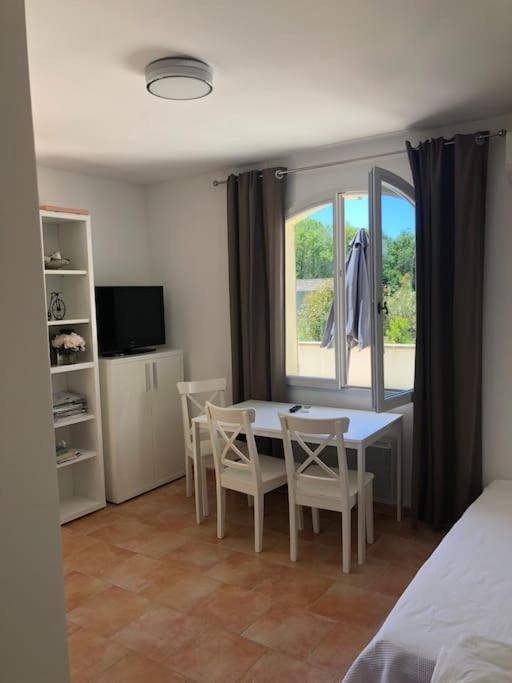 Appartement Dans Bastide A Saint Remy De Provence Ngoại thất bức ảnh